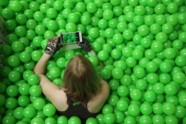 Want to Take Your iPhone Cam Skill to the Next Level? Here's How to Control Shutter Remotely