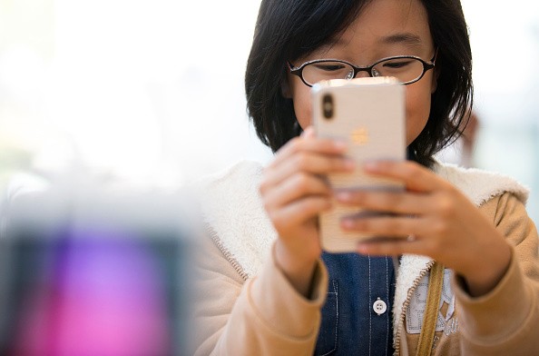 Want to Take Your iPhone Cam Skill to the Next Level? Here's How to Control Shutter Remotely
