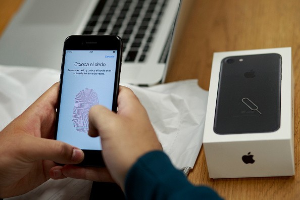 Apple iPhone