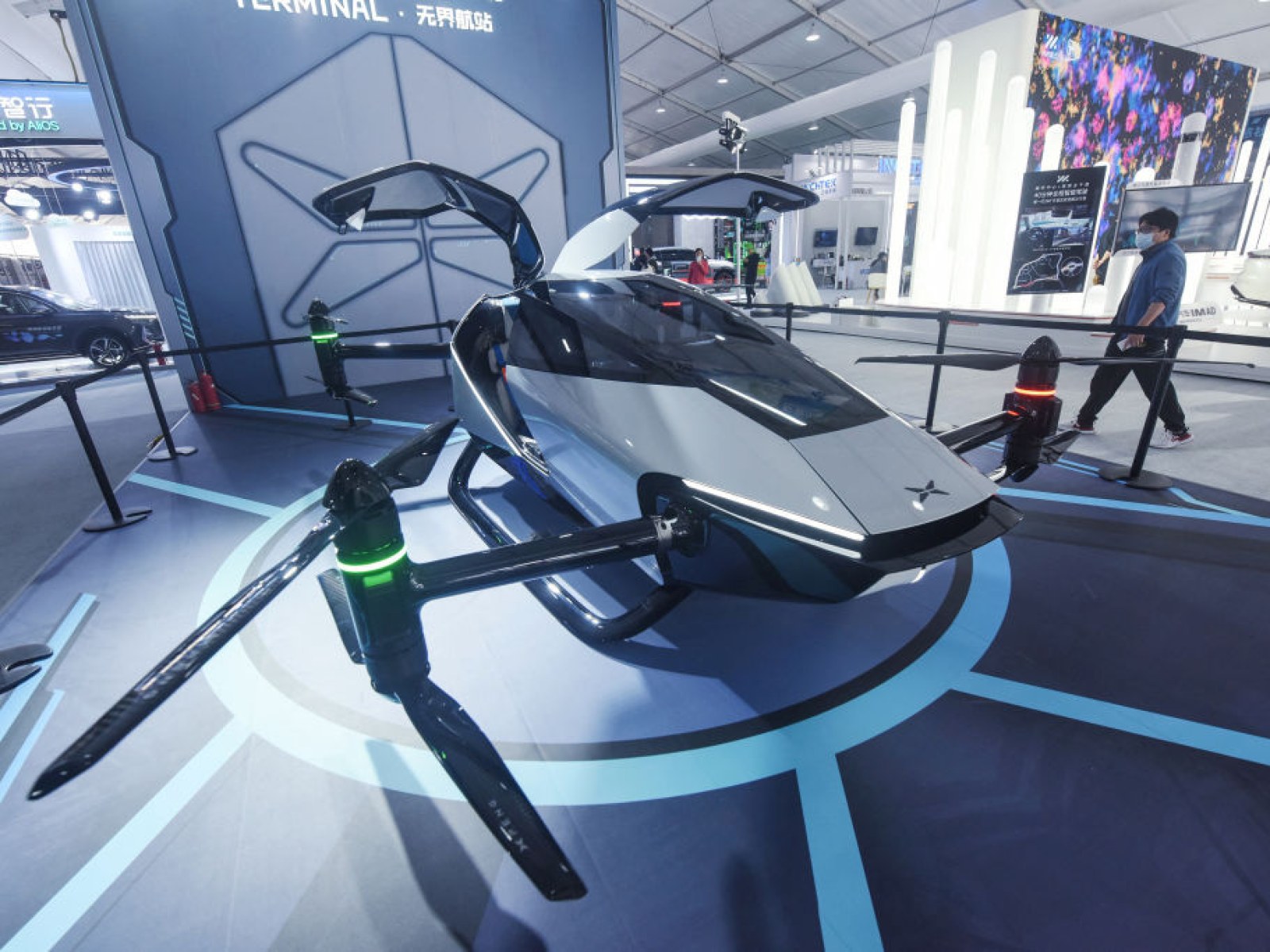 Will XPeng's $140,000 Electric Flying Car Become the 'Tesla of the Flying Vehicle Industry'?
