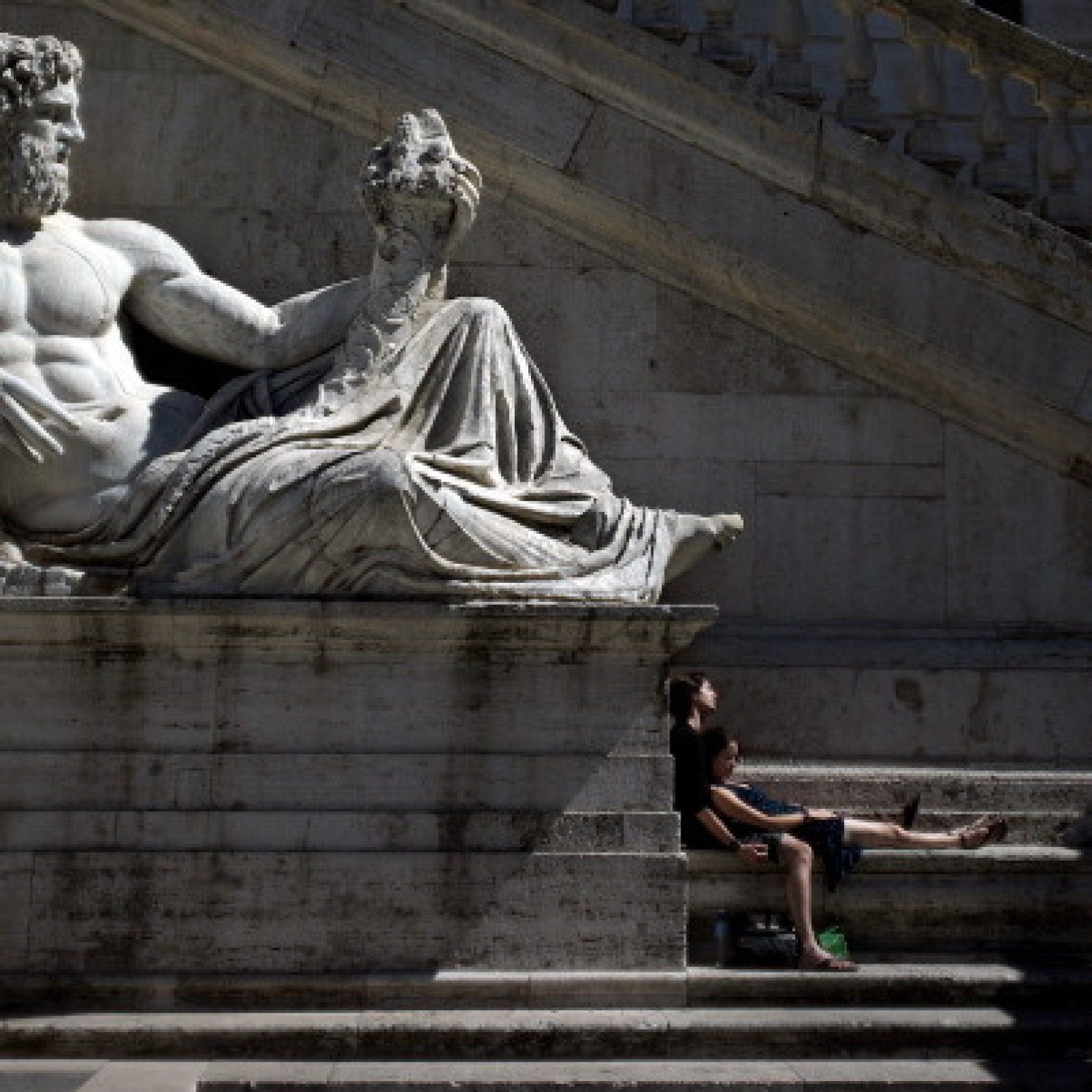 Archeologists Find Oldest Roman S*x Toy! Fun Facts About the Wooden Phallus Archeologists Find Oldest Roman S*x Toy! Fun Facts About the Wooden Phallus