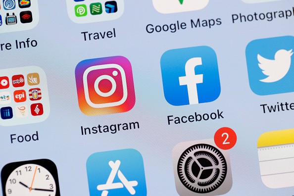 Instagram Twitter