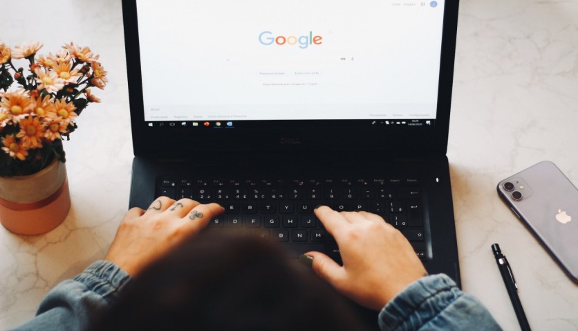 How to Organize Your Google Accounts If You're Using Different Browsers