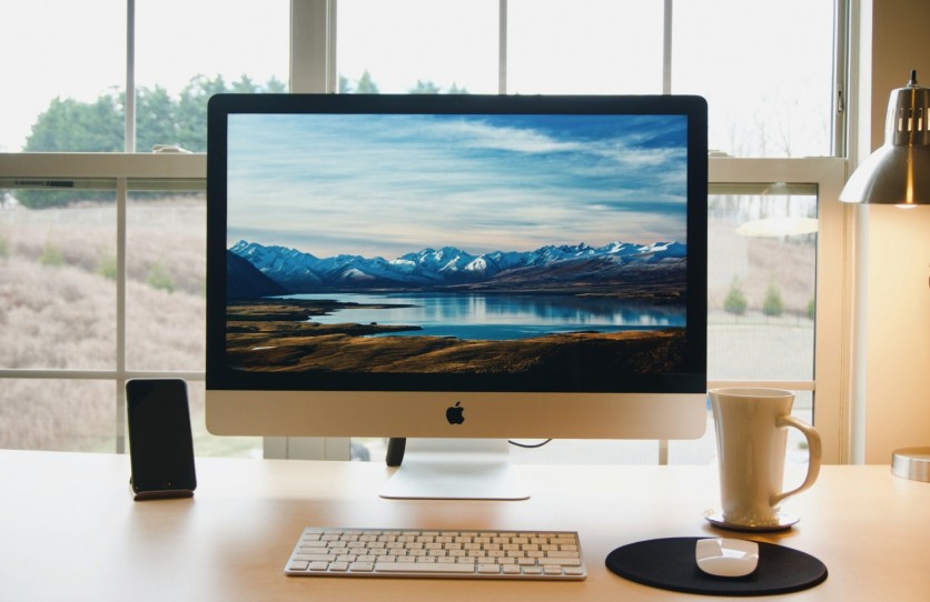 How to Easily Split Your Screen on a Mac for Enhanced Multitasking