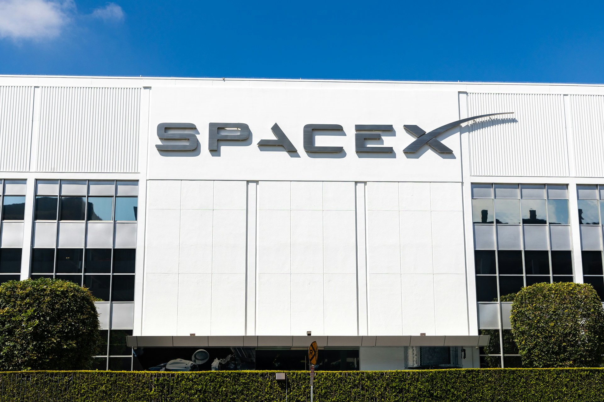 SpaceX ได้รับการแต่งตั้งให้ช่วย FAA ปรับปรุงการควบคุมการจราจรทางอากาศหลังจากหายนะทางอากาศในวอชิงตัน