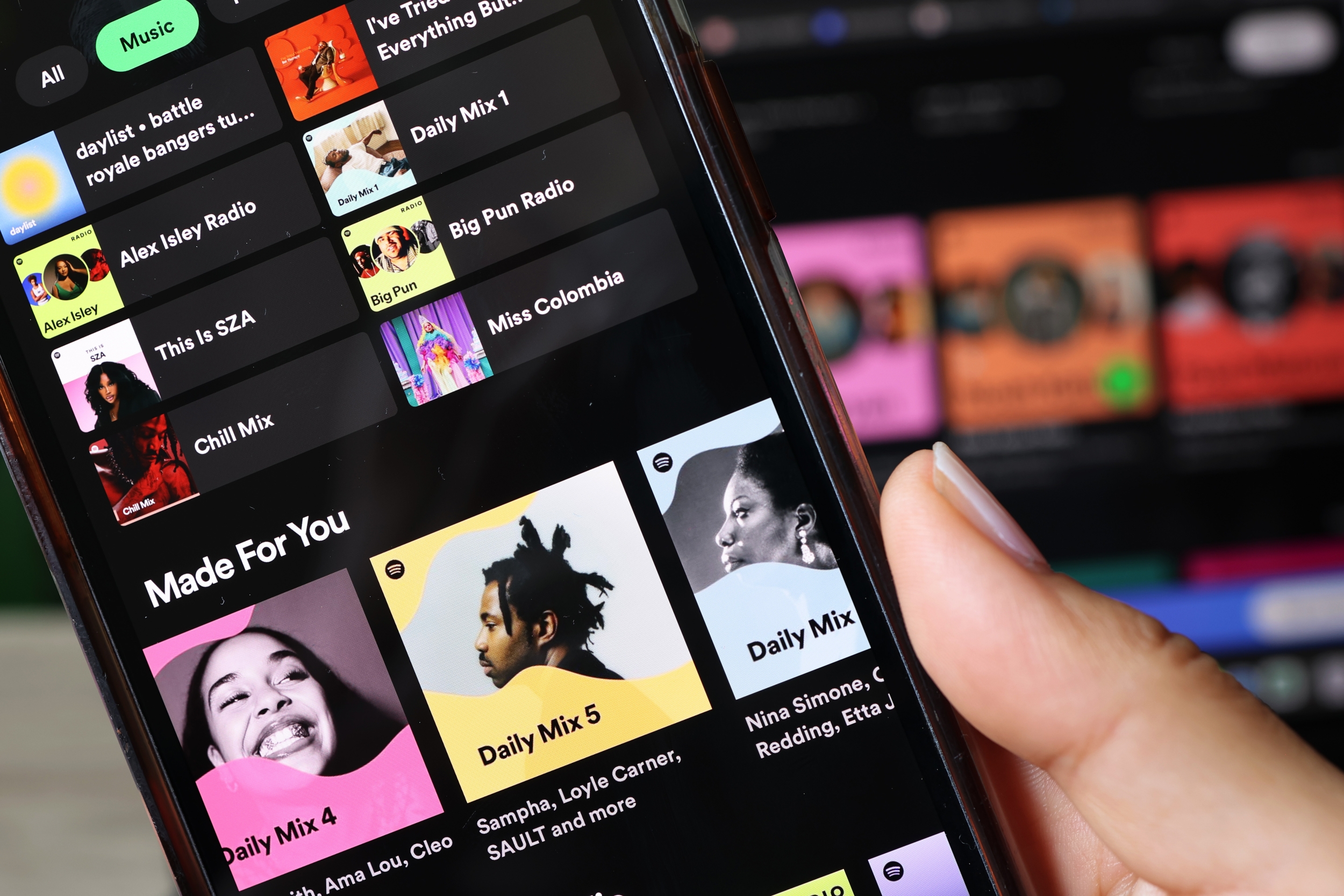 ประวัติการฟัง Spotify ของคุณจะคงอยู่นานสูงสุด 90 วันบนแอป เพื่อให้คุณตรวจสอบ