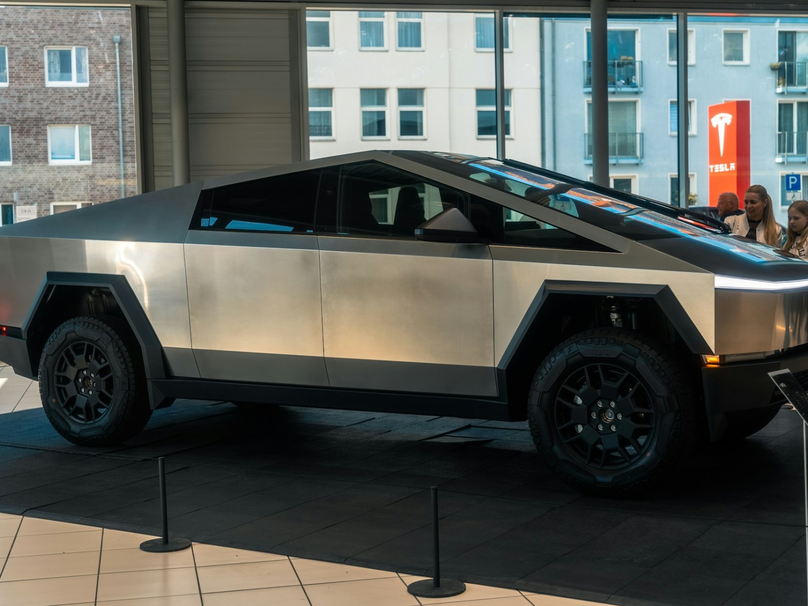 Tesla Cybertruck Production Gets Suspended—Another Bad News For Elon Musk
