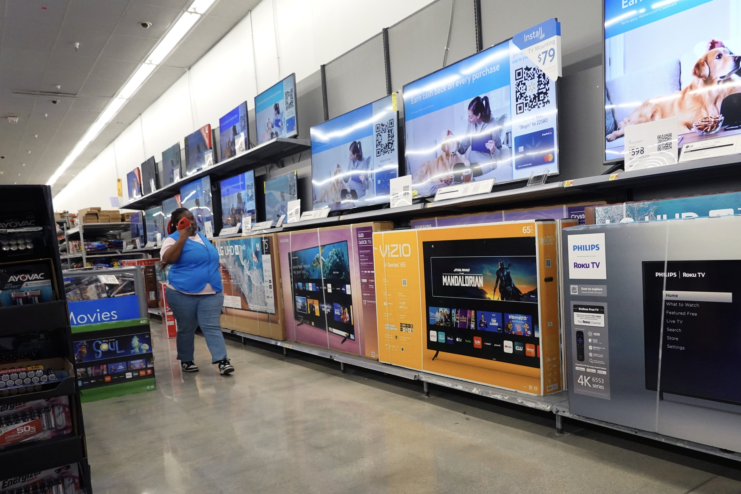 Walmart เสร็จสิ้นการเข้าซื้อกิจการ Vizio ด้วยข้อตกลงมูลค่า 2.3 พันล้านดอลลาร์ มีรายงานว่ามีโฆษณาเพิ่มเติมบนทีวี