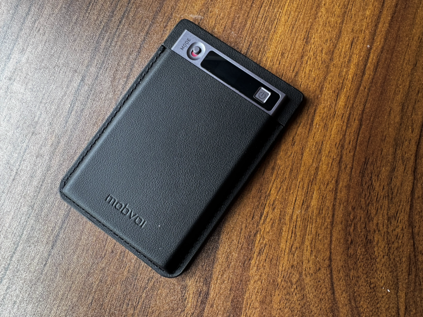 Mobvoi TicNote in magsafe case