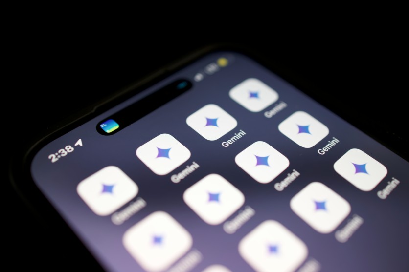Close-up of a smartphone screen showing multiple Gemini app icons