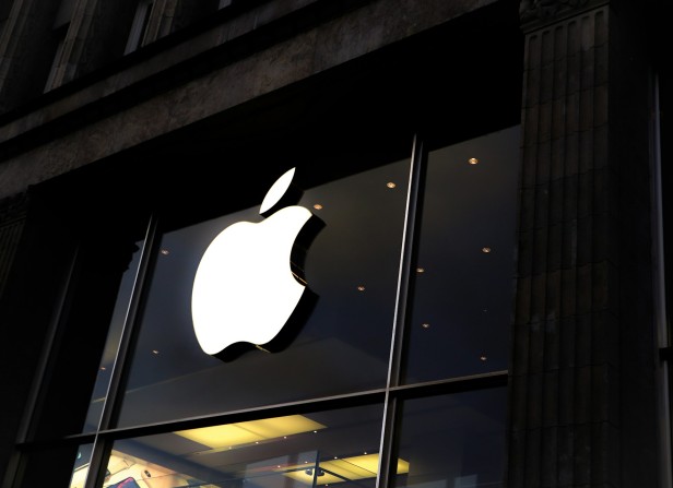 Apple Sues YouTuber Jon Prosser Over Alleged iOS 26 Leak