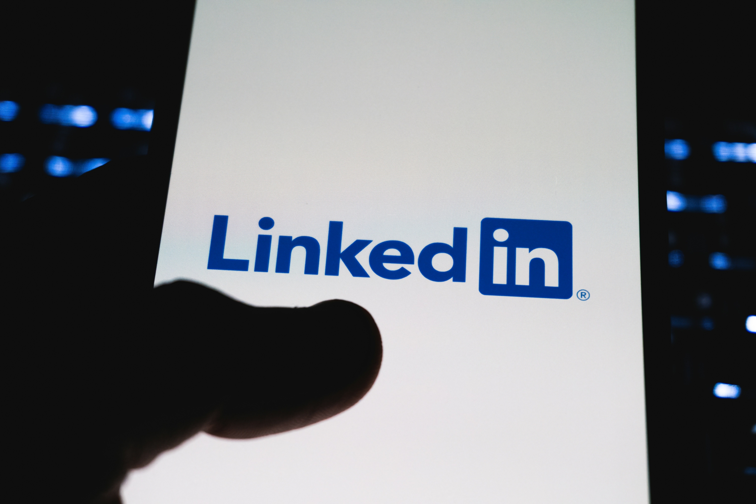 Creative Ways People Will Be Using LinkedIn in 2026: 7 Tips and Content Ideas That Stand Out
