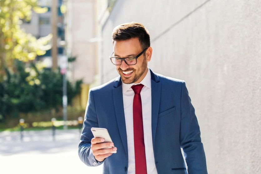 Unconscious Moderation