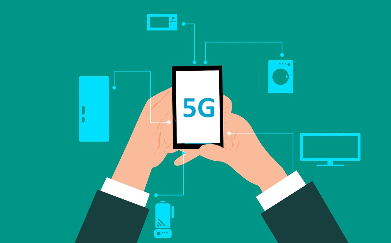 5G RedCap: How it Makes 5G Cheaper and More Efficient for IoT Devices, Sensors, Wearables, and Industrial Applications