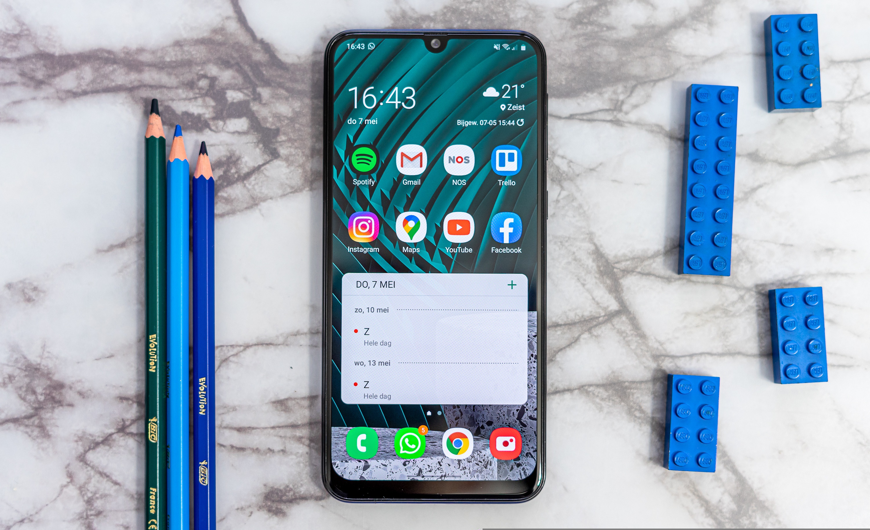 Samsung Galaxy Phones Add 'Block Apps with Excessive Ads' Feature to Combat Spam