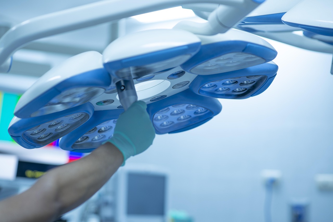 How Medical Robots and Healthcare Robotics Are Transforming Surgery and AI Diagnostics
