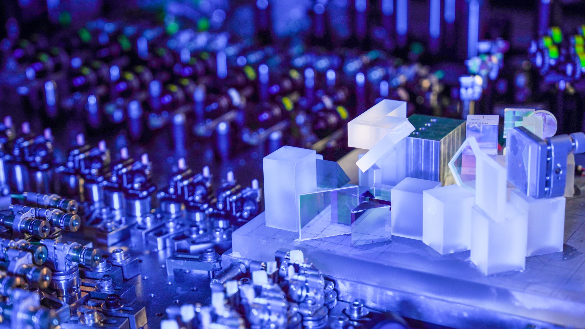 China’s Jiuzhang 4.0 Photonic Processor Outpaces El Capitan By Tredecillion Years — Without Cryogenic Cooling