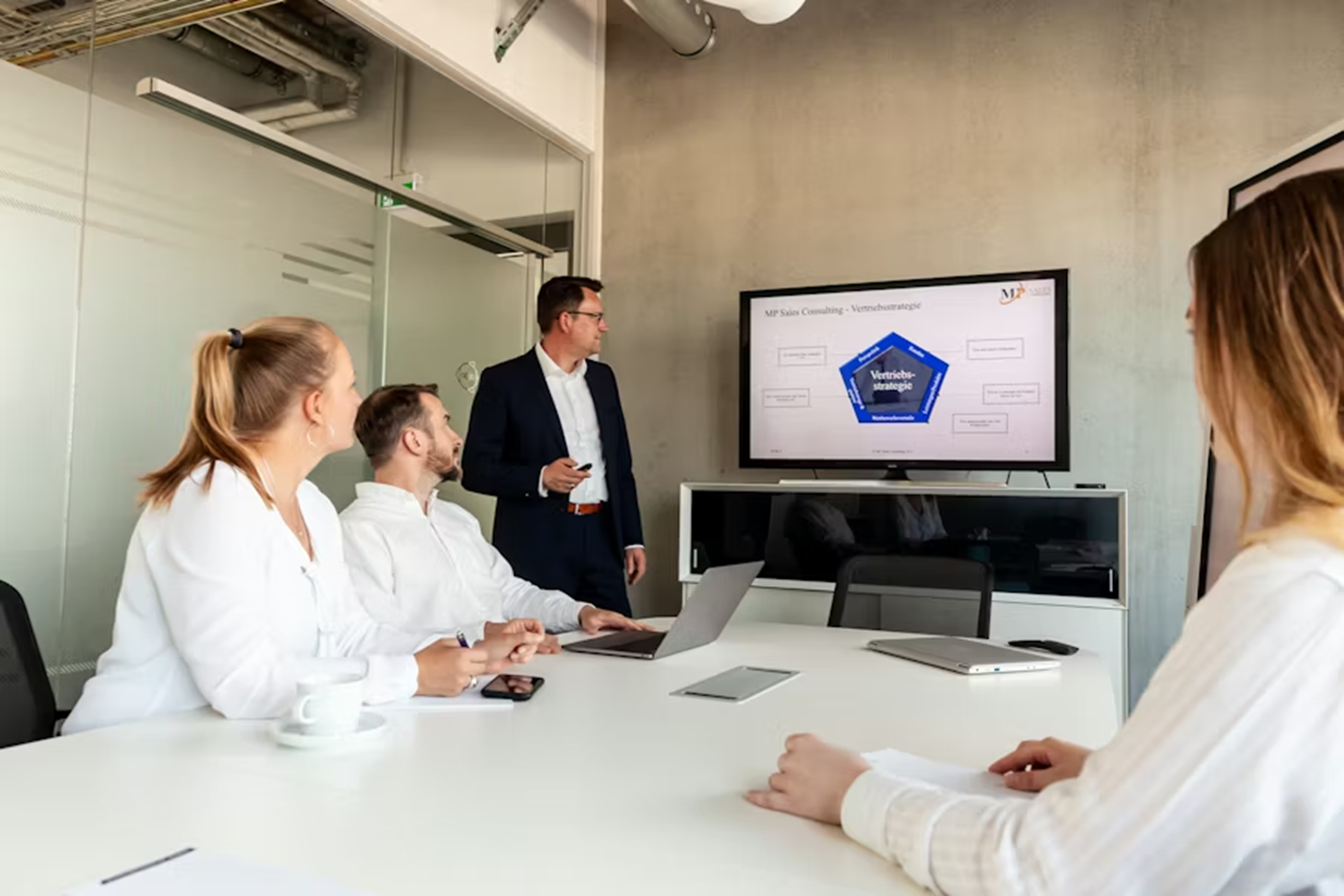 SEO for B2B Companies Expanding into Asia