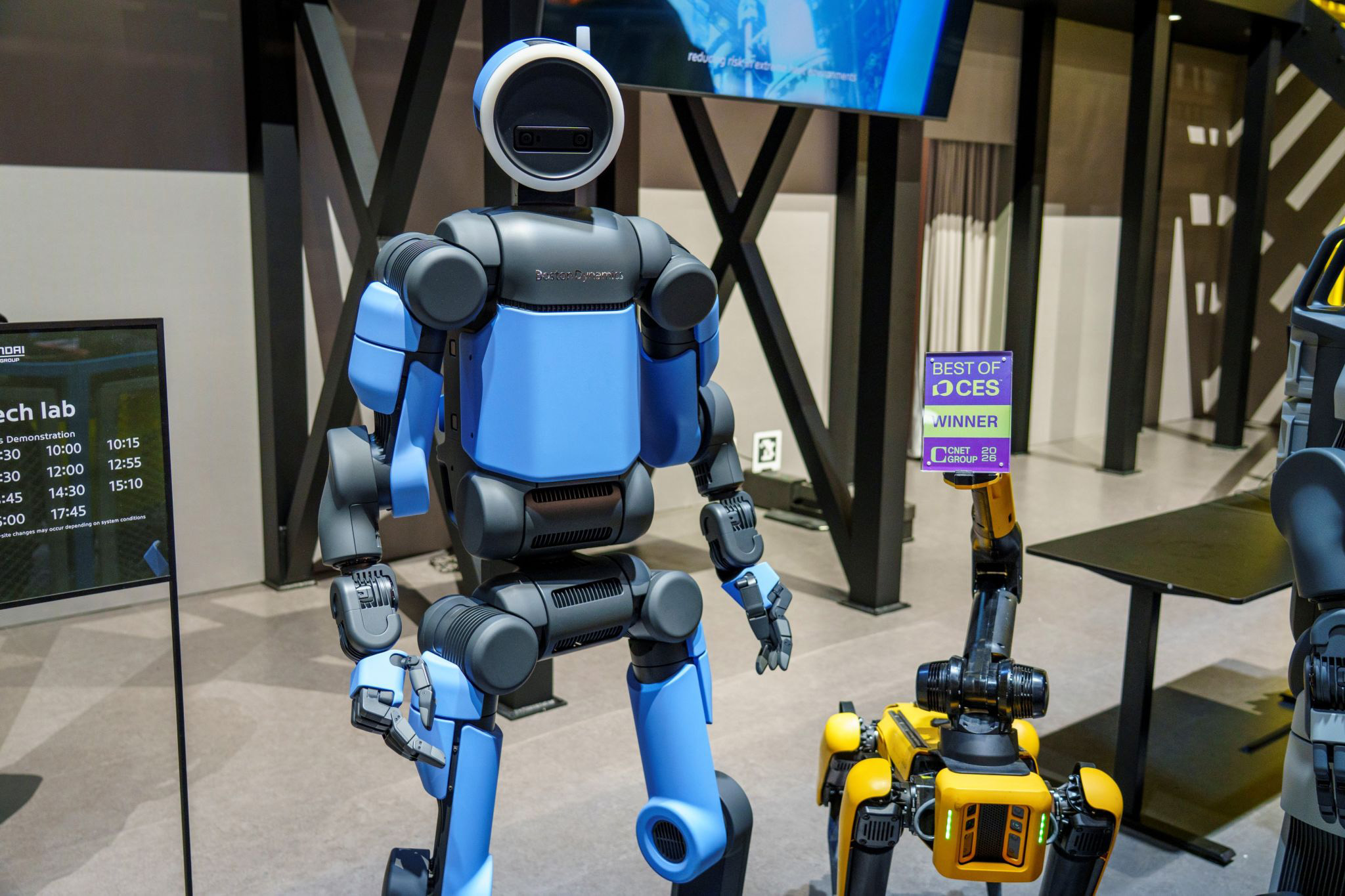 Boston Dynamics Reveals How Atlas Learned To Lift 100-Pound Loads: Hyundai Plans 30,000 Per Year
