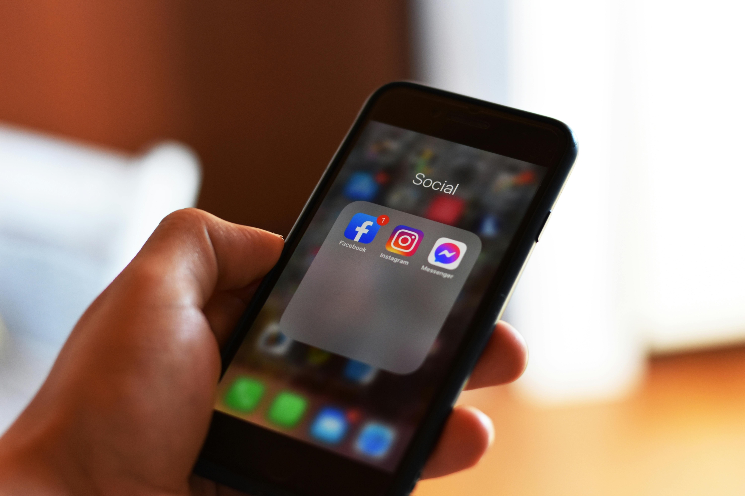 How Everyday Apps Collect, Store, and Use Your Personal Data How Everyday Apps Collect, Store, and Use Your Personal Data