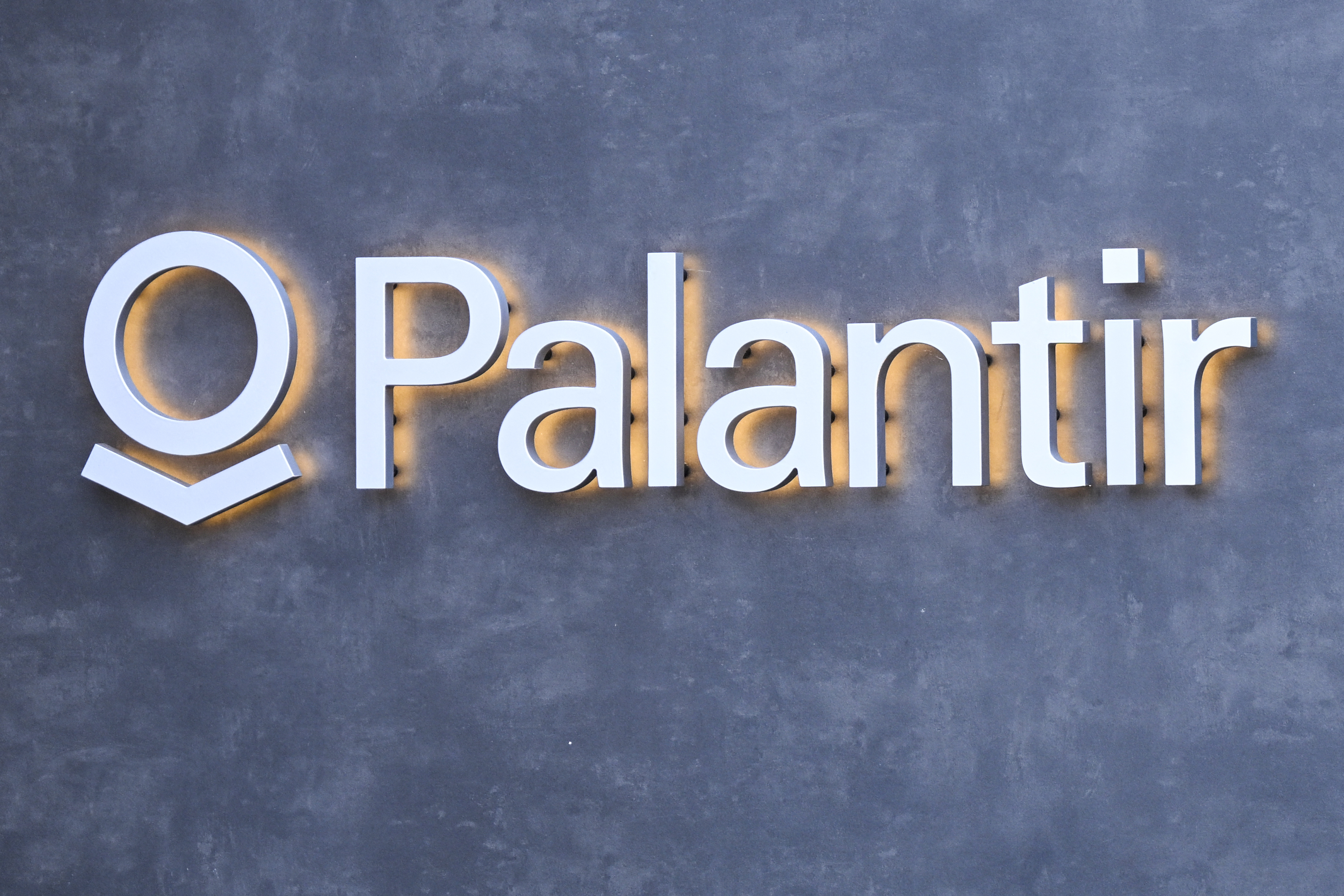 Rackspace and Palantir Forge AI Framework for Regulated Markets