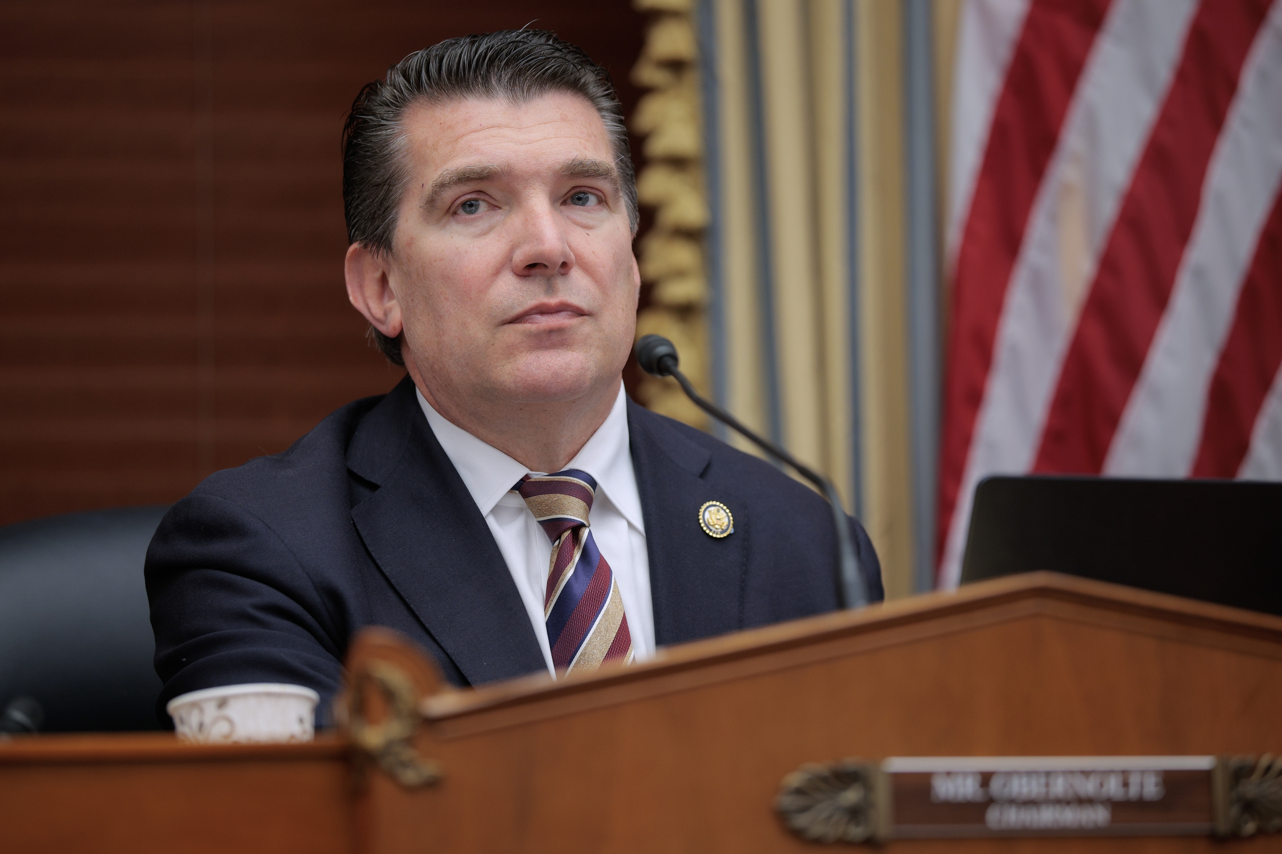 Federal AI Regulation Bill Freezes State Consumer Protections for Three Years, Sparks Revolt