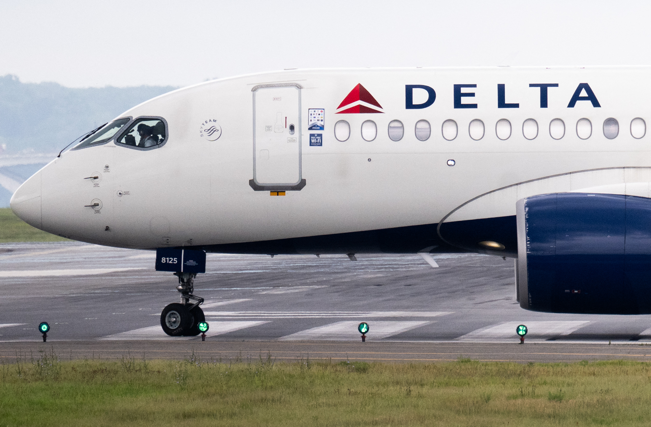Delta Opens LAX To Hong Kong, Targeting United’s Trans-Pacific Revenue Lead