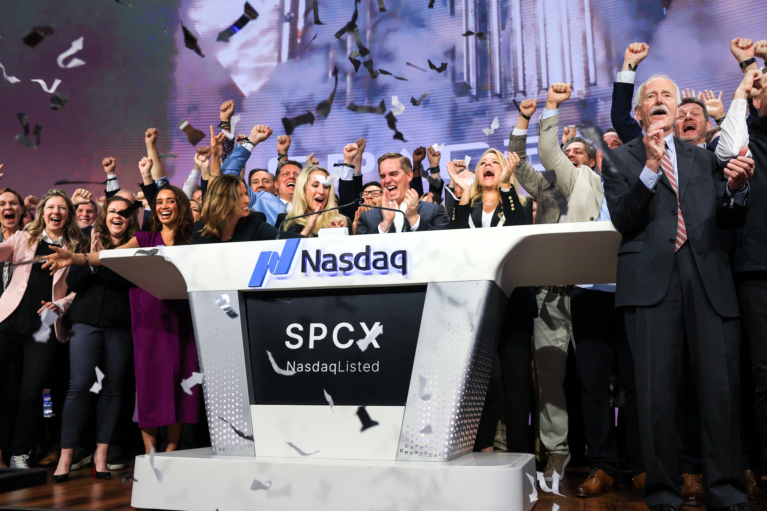 SpaceX Stock Price Tops $180 on Day Two: Morningstar Sees 65% Downside