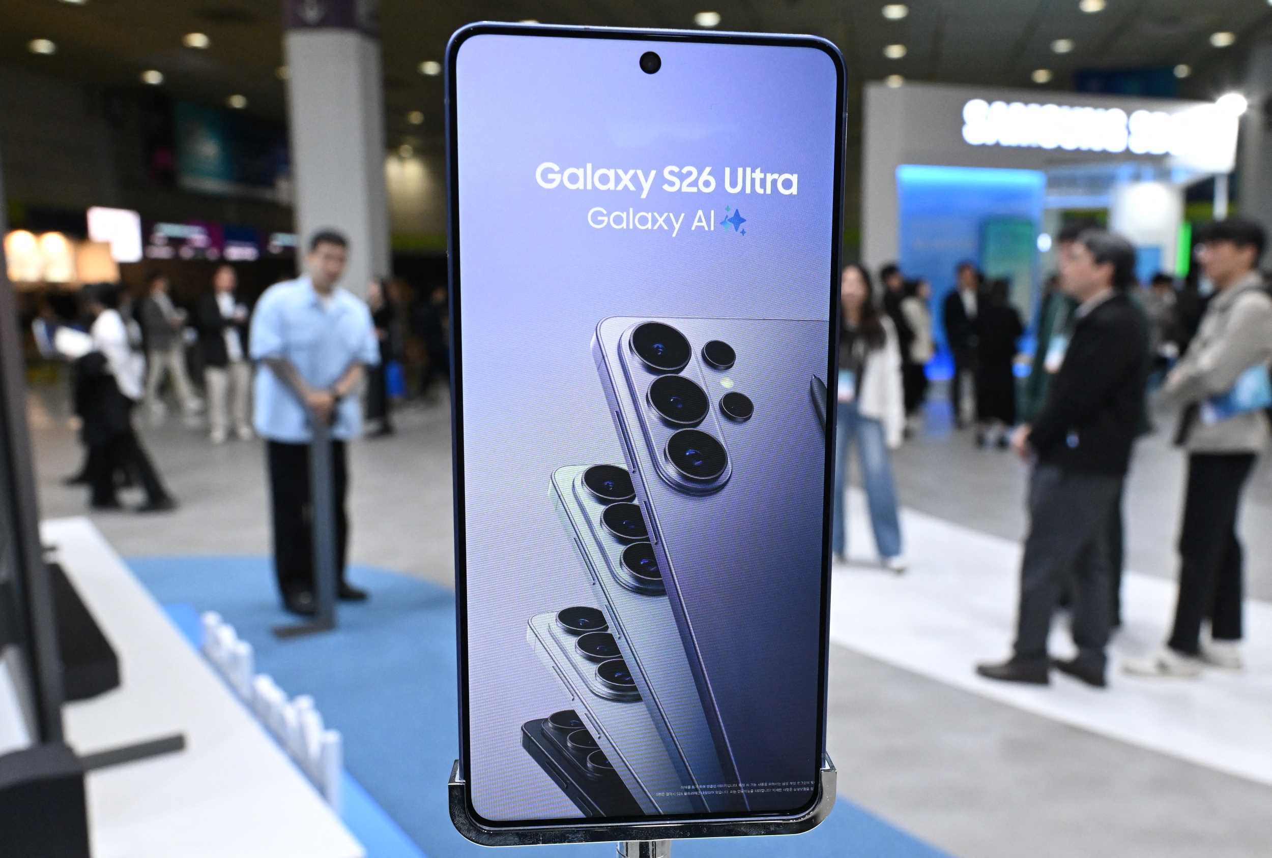 Samsung Galaxy S26 Ultra Hits $1,099 at Amazon, Best Buy, and Samsung Ahead of P...
