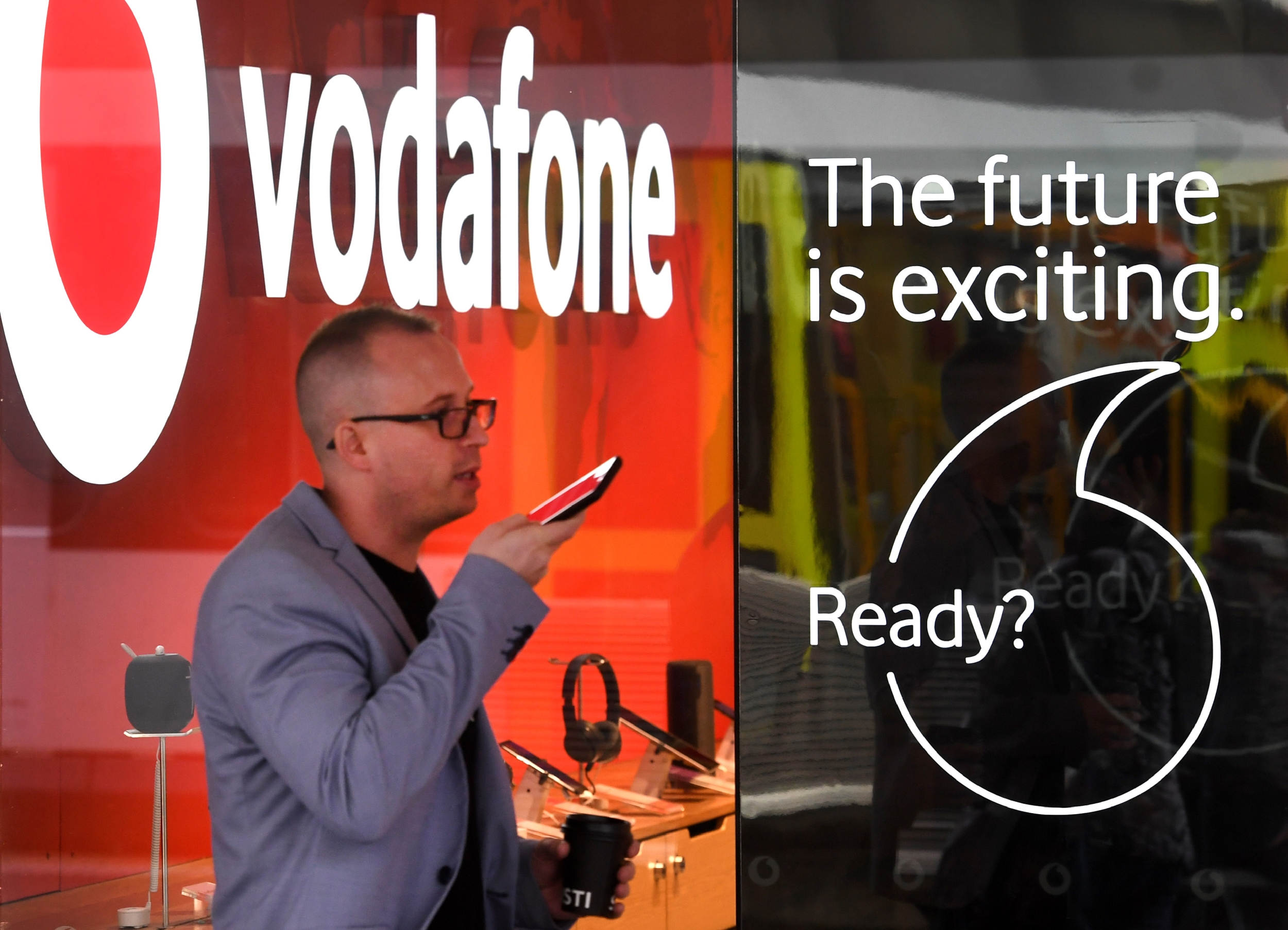 Vodafone Australia Hub Failure Cuts Off 5.7M Customers: MVNO Fallback Gap Exposed