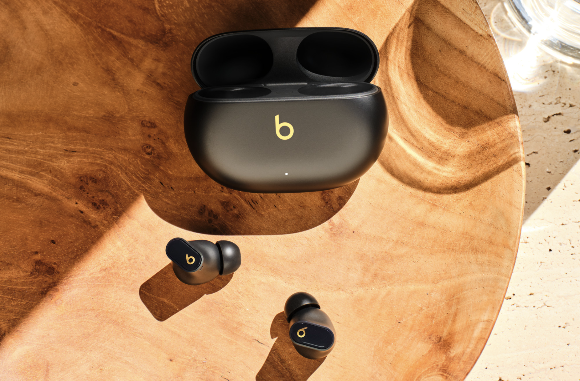 Bluetooth Earbuds Security Flaw Hits 30 Products: Beats Gets a Fix, Others Still at Risk