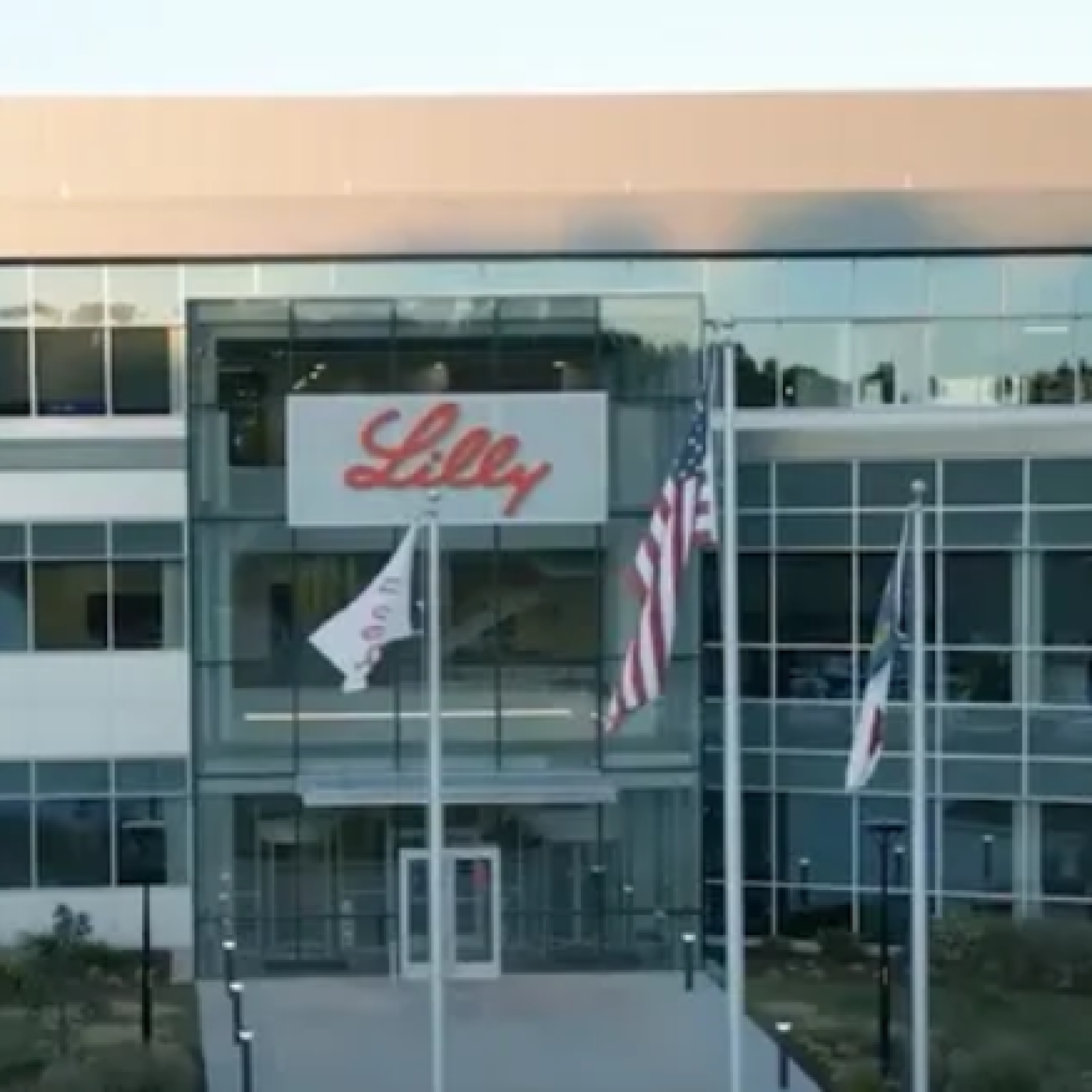 retatrutide expanded access compassionate use eli lilly Lilly's New Weight-Loss Treatment Shows Promising Results!! Retatrutide, designed to be taken once a week, met the primary endpoint in a phase 3 clinical. The initial TRIUMPH Phase 3 clinical development Hmmm I wonder who?