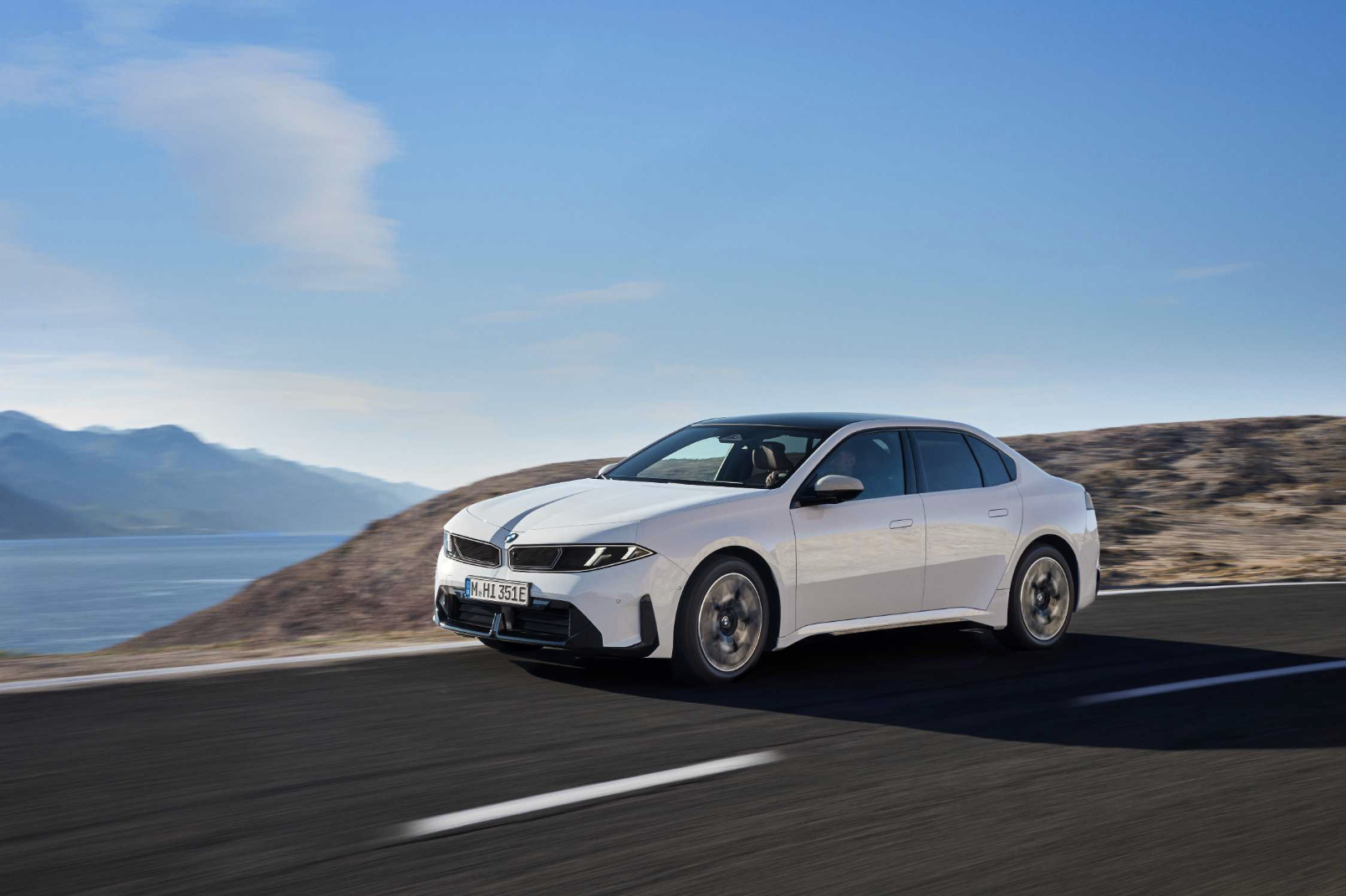 BMW i3 Electric Sedan: 563-Mile WLTP Claim, Real-World Range Gap, 800V Gen6 Tech