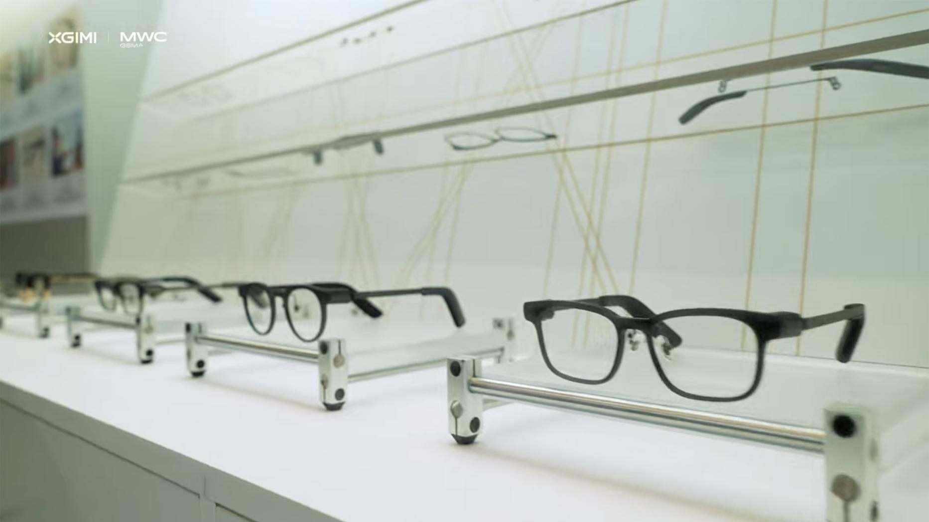 XGIMI MemoMind One: Camera-Free Smart Glasses Create a Wiretapping Problem in Twelve States