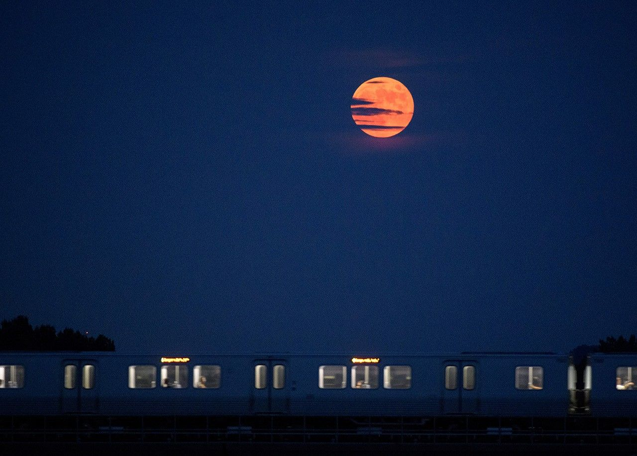 What Time Is The Strawberry Moon Tonight