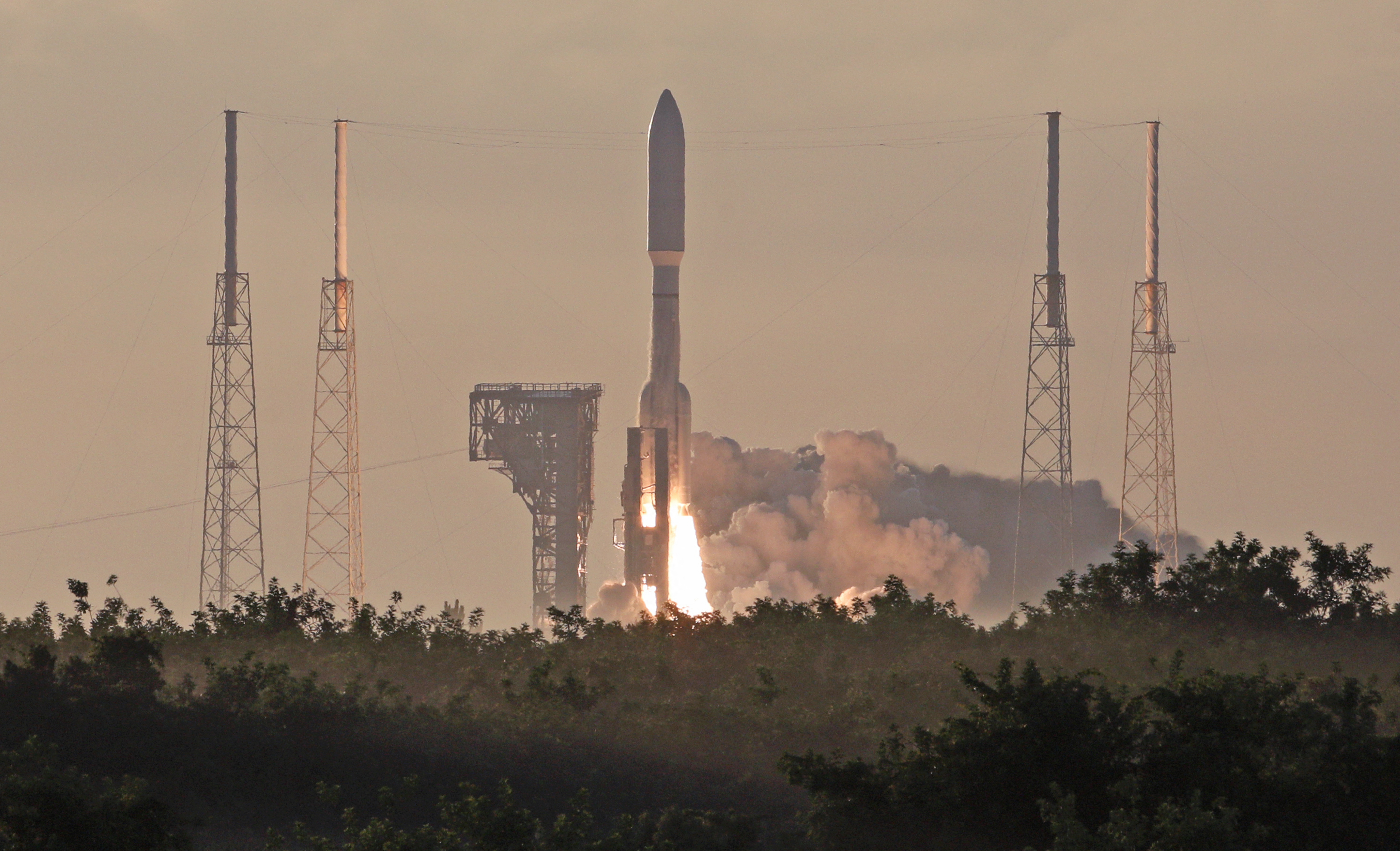 Atlas V 551 Closes 20-Year Run After Final Amazon Leo Satellite Mission
