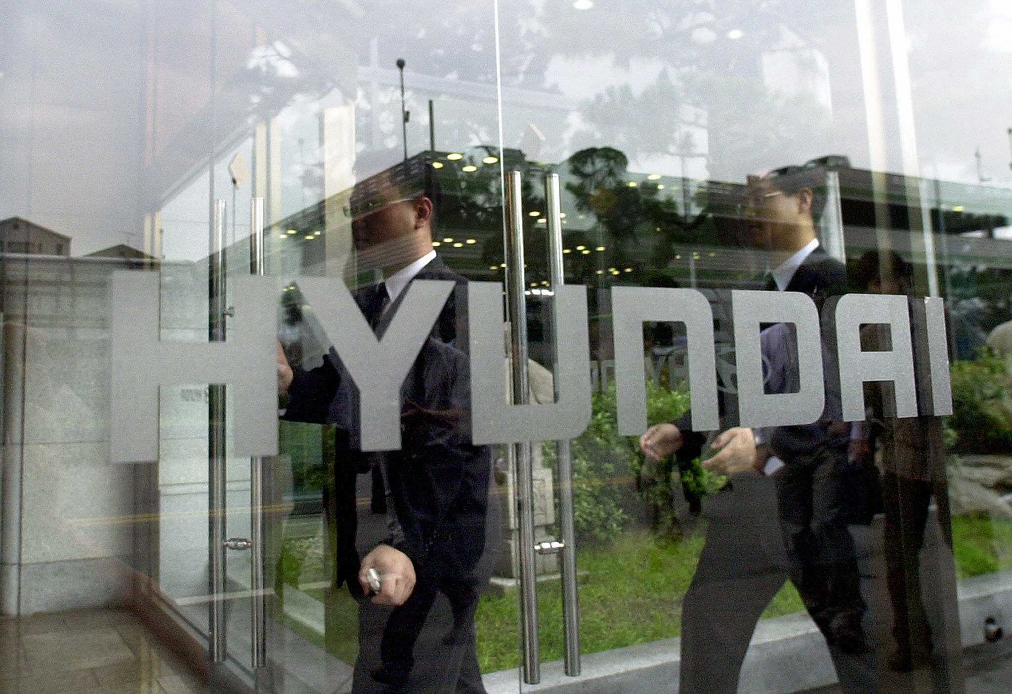 Seven Minutes, Three Jurisdictions: Hyundai Card Makes Stablecoin Corporate Wires Real