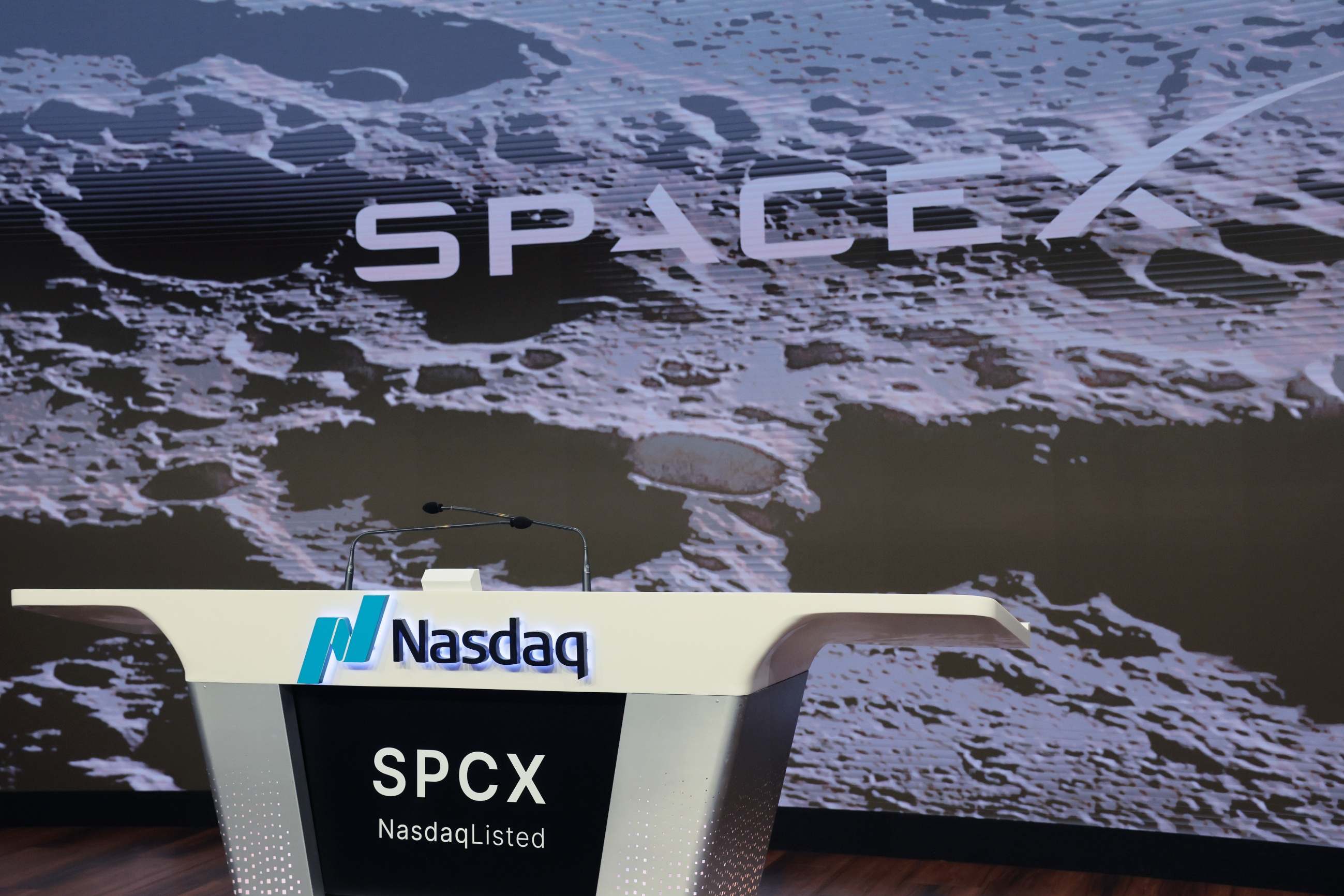 SpaceX stock hits record low; Evercore turns bullish ahead of Starship Flight 13