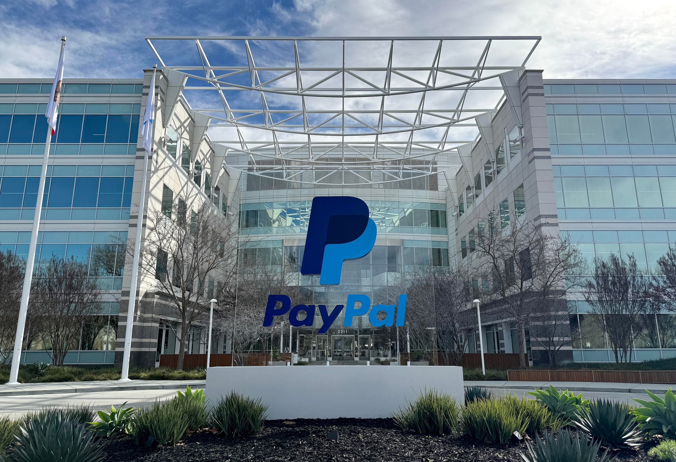 PayPal Board Rejects $53B Stripe-Advent Offer: Stablecoin Race Explains Why the Next Move Matters