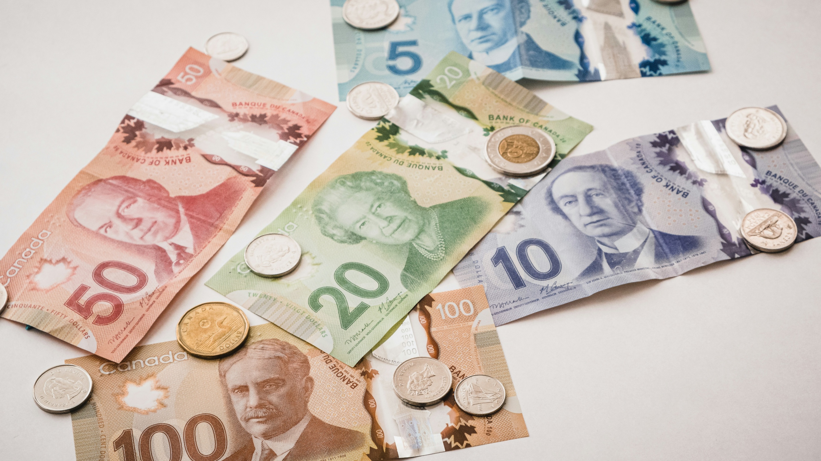 Canada Inflation Pulls Back in June After Ceasefire Briefly Eased Pump Prices