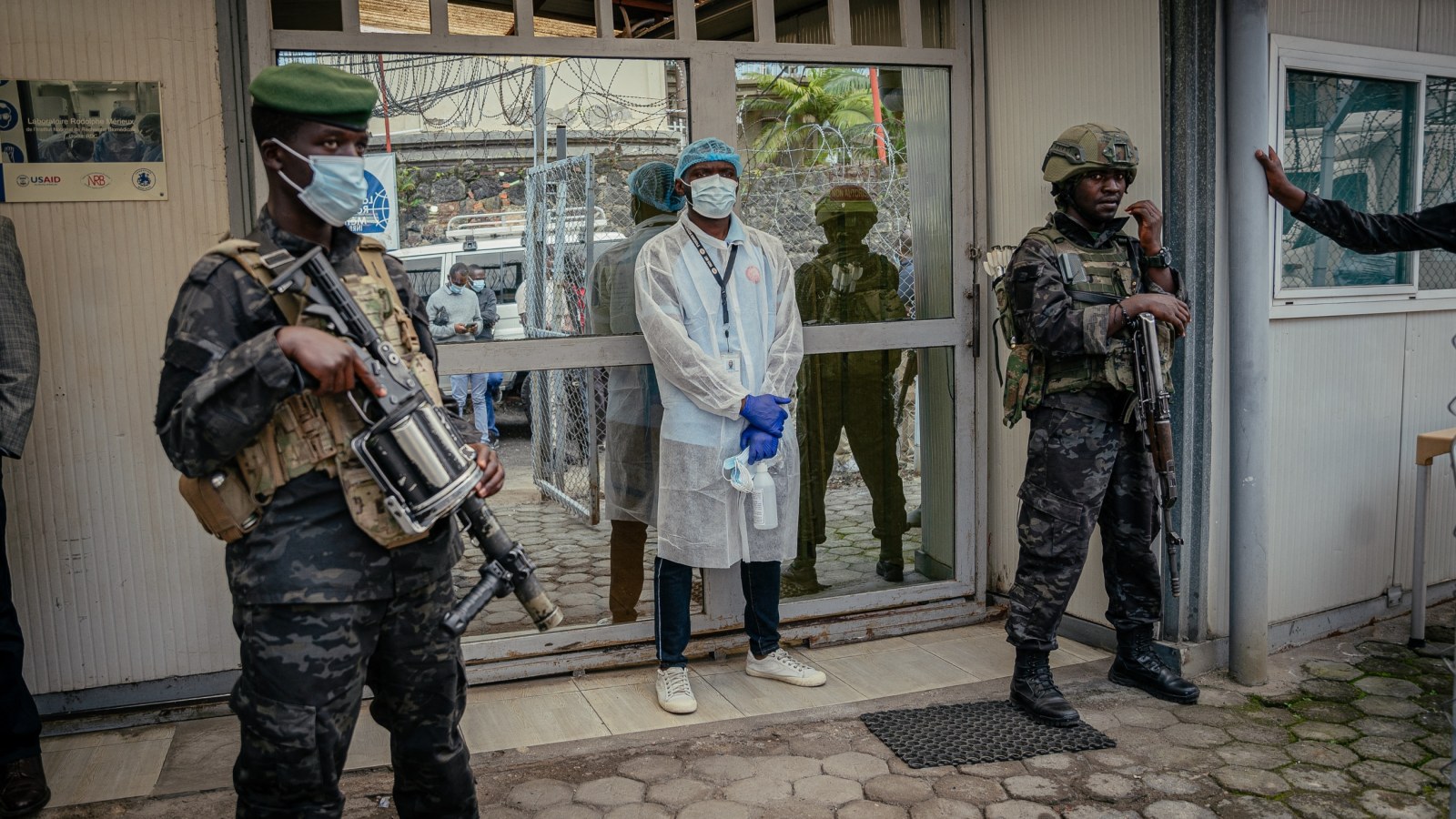 Congo's Ebola Death Toll Hits 930 as Three Drug Trials Race to Fill Vaccine Gap