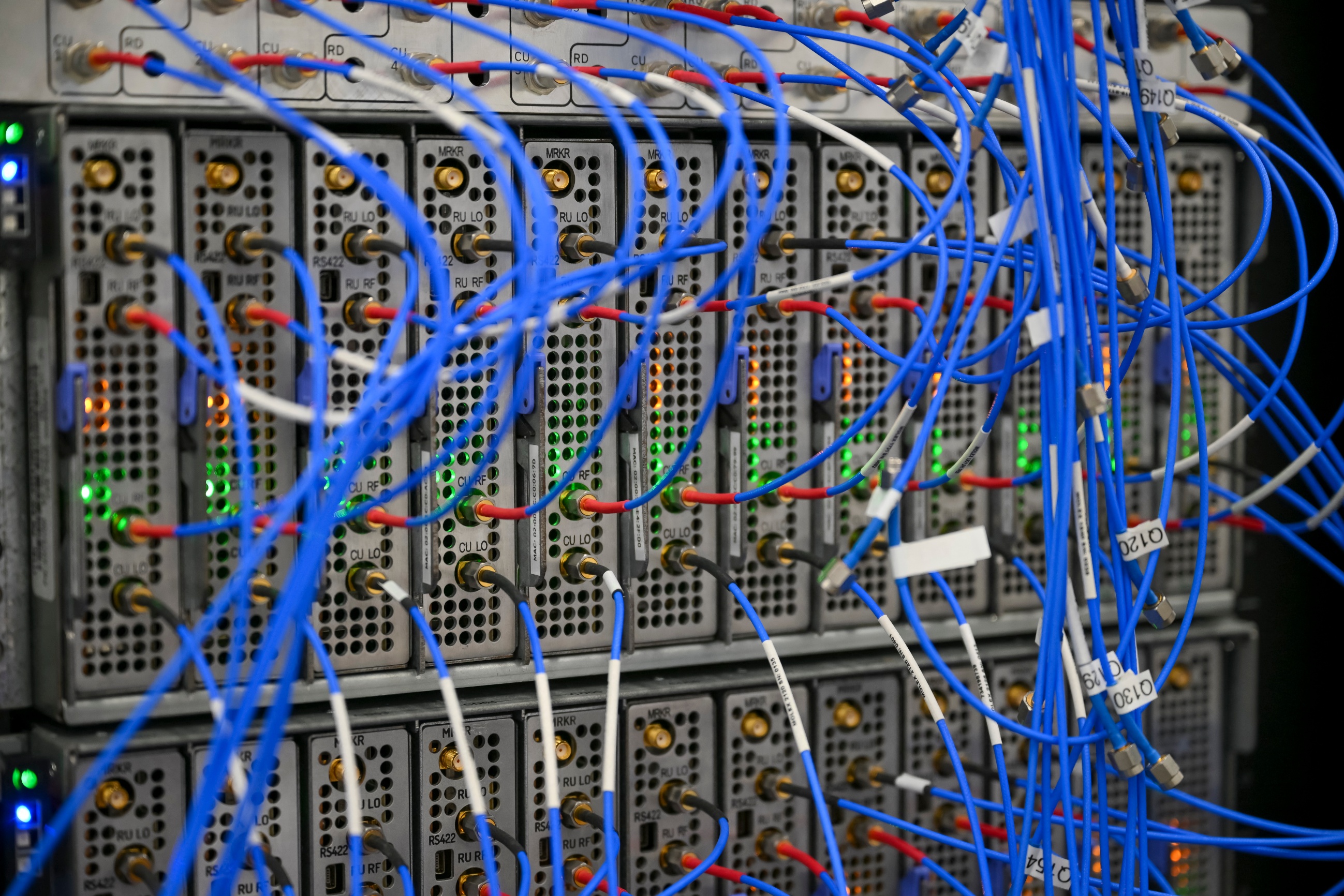 Quantum Computing Roadmap: Coalition Sets Hard Milestones for Neutral ...