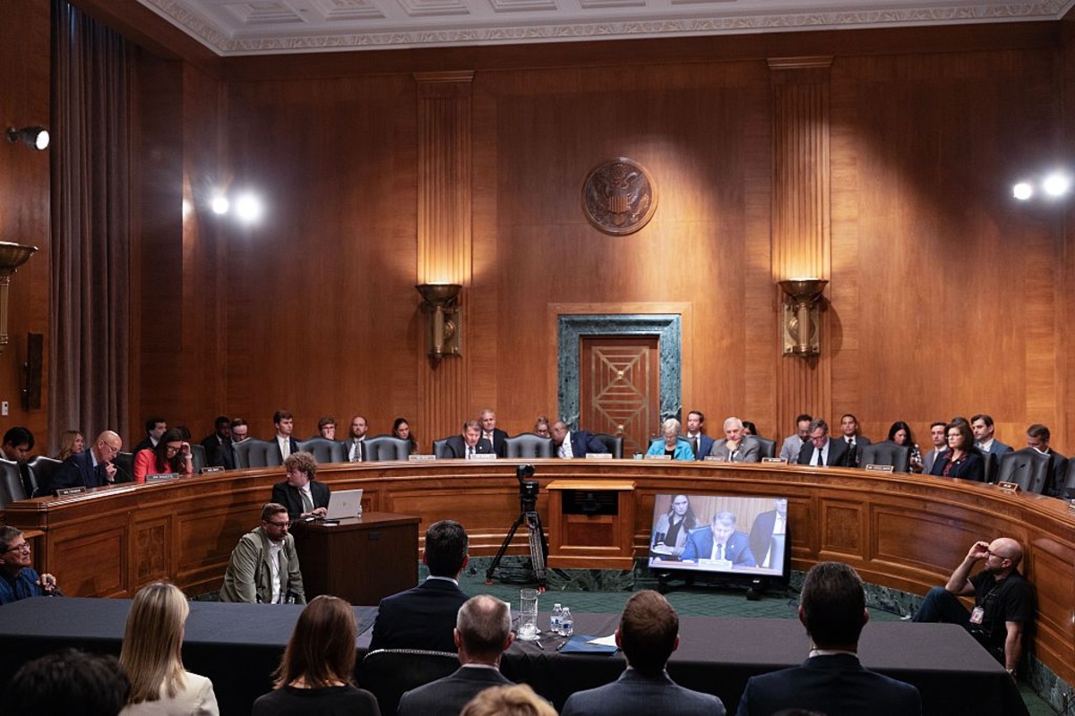 Fed Convenes With Rate-Hike Odds Near One-in-Three After Oil Shock Tripled Bets