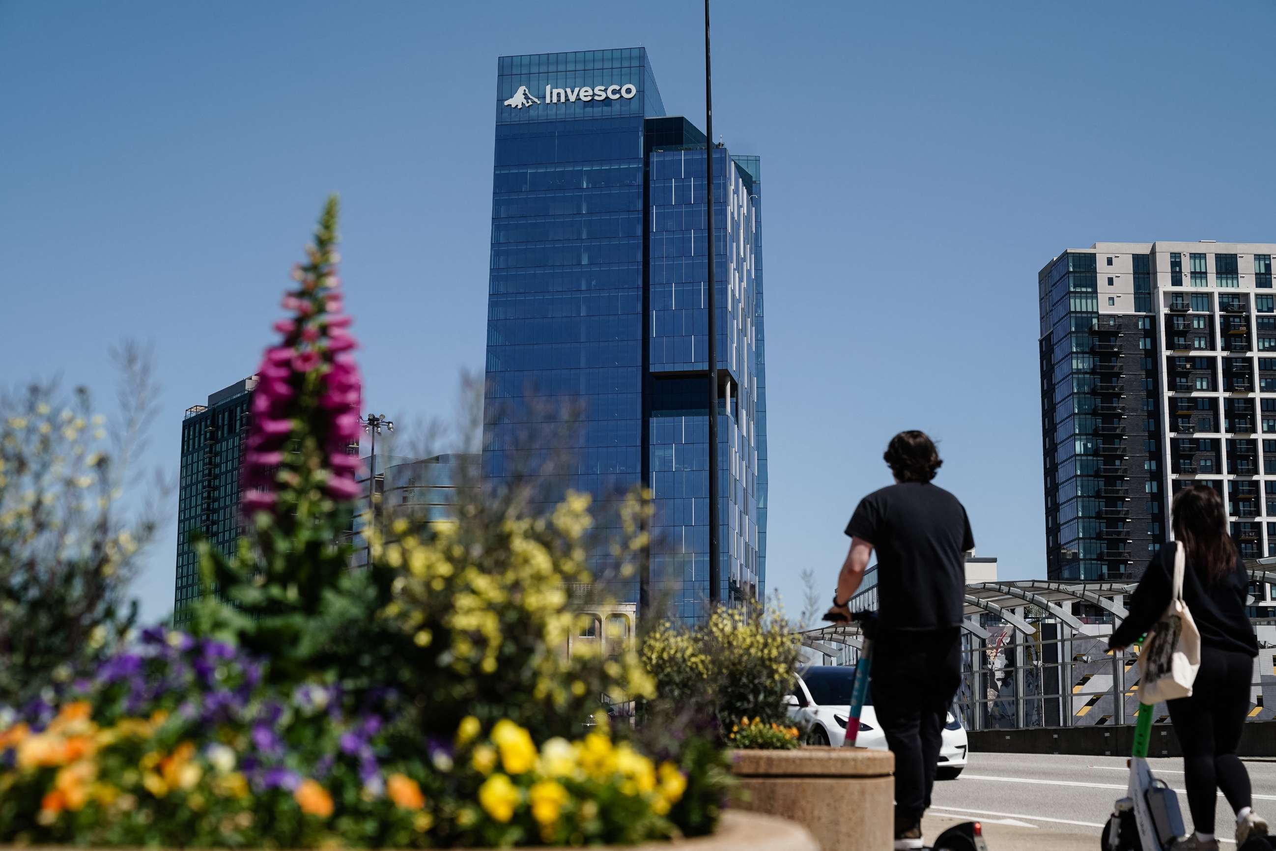 Stale 13F Alerts Met Live Microsoft Beat: QQQ Rallies as Azure Tops $100B