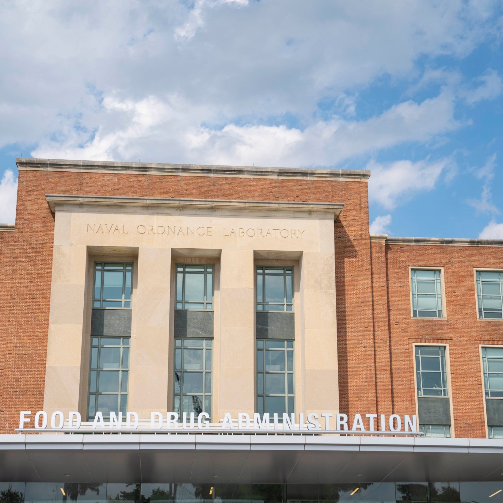 FDA Panel Backs Peptide BPC-157 for Compounding in 8-6 Vote Over Scientists' Objections