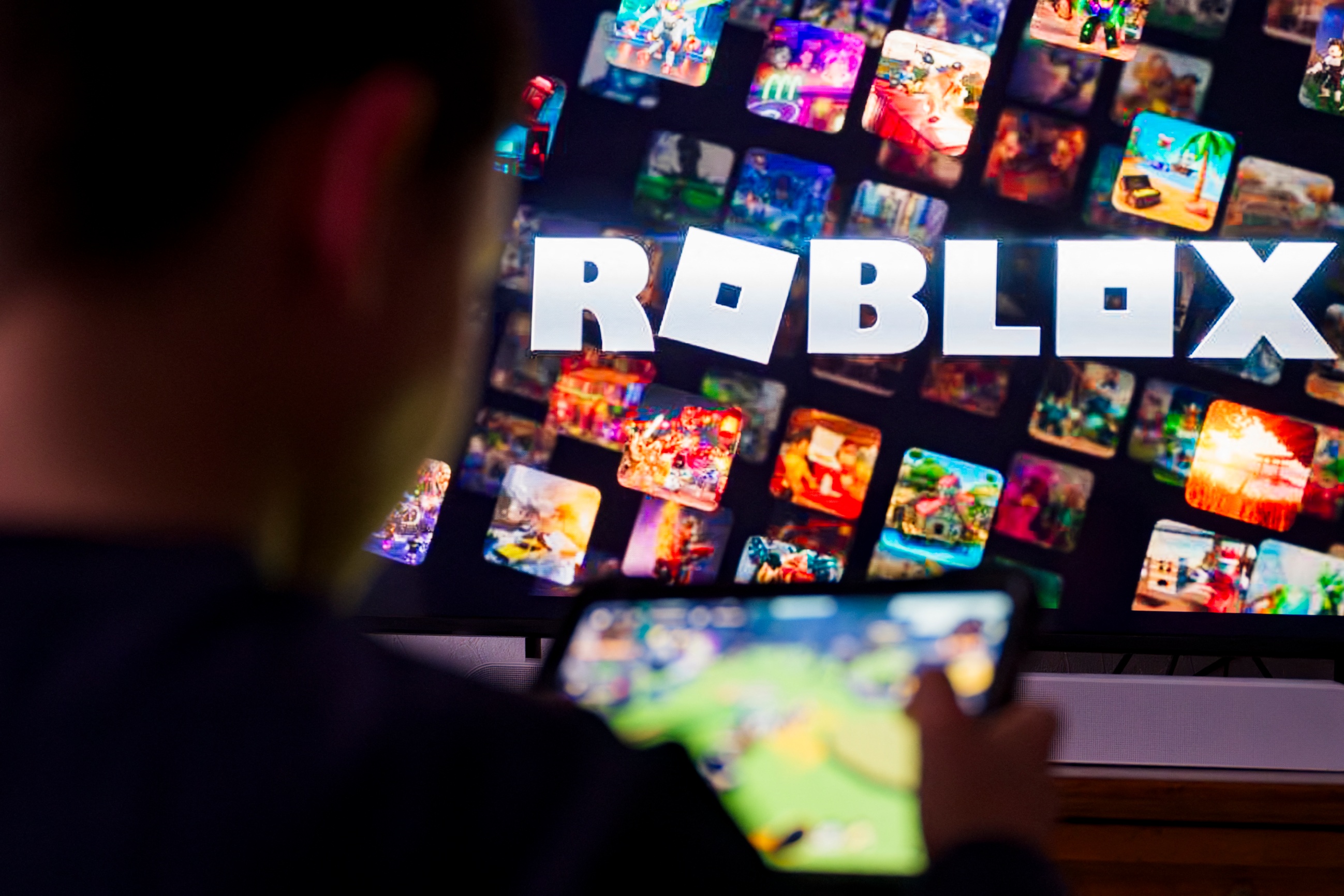 Roblox Stock Hits Near Two-Year Low as Benchmark Warns of Platform ...
