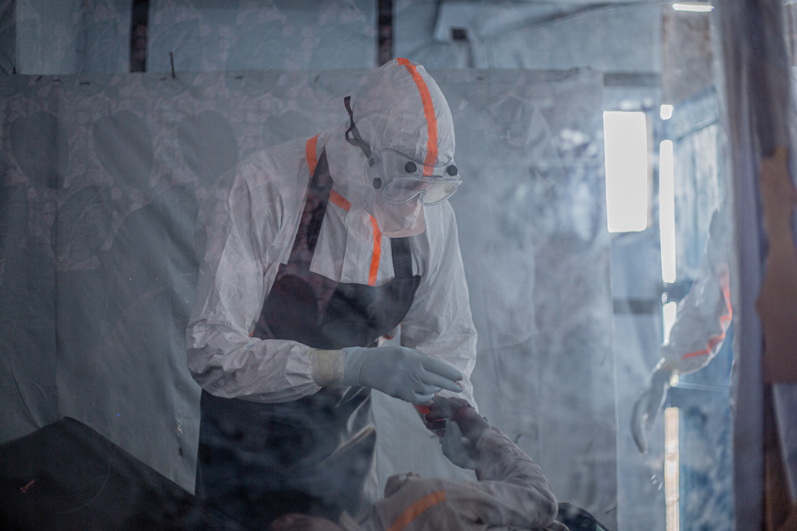 Ebola Kills 1,556 in DRC as Response System Tracks Only One in Five New Cases