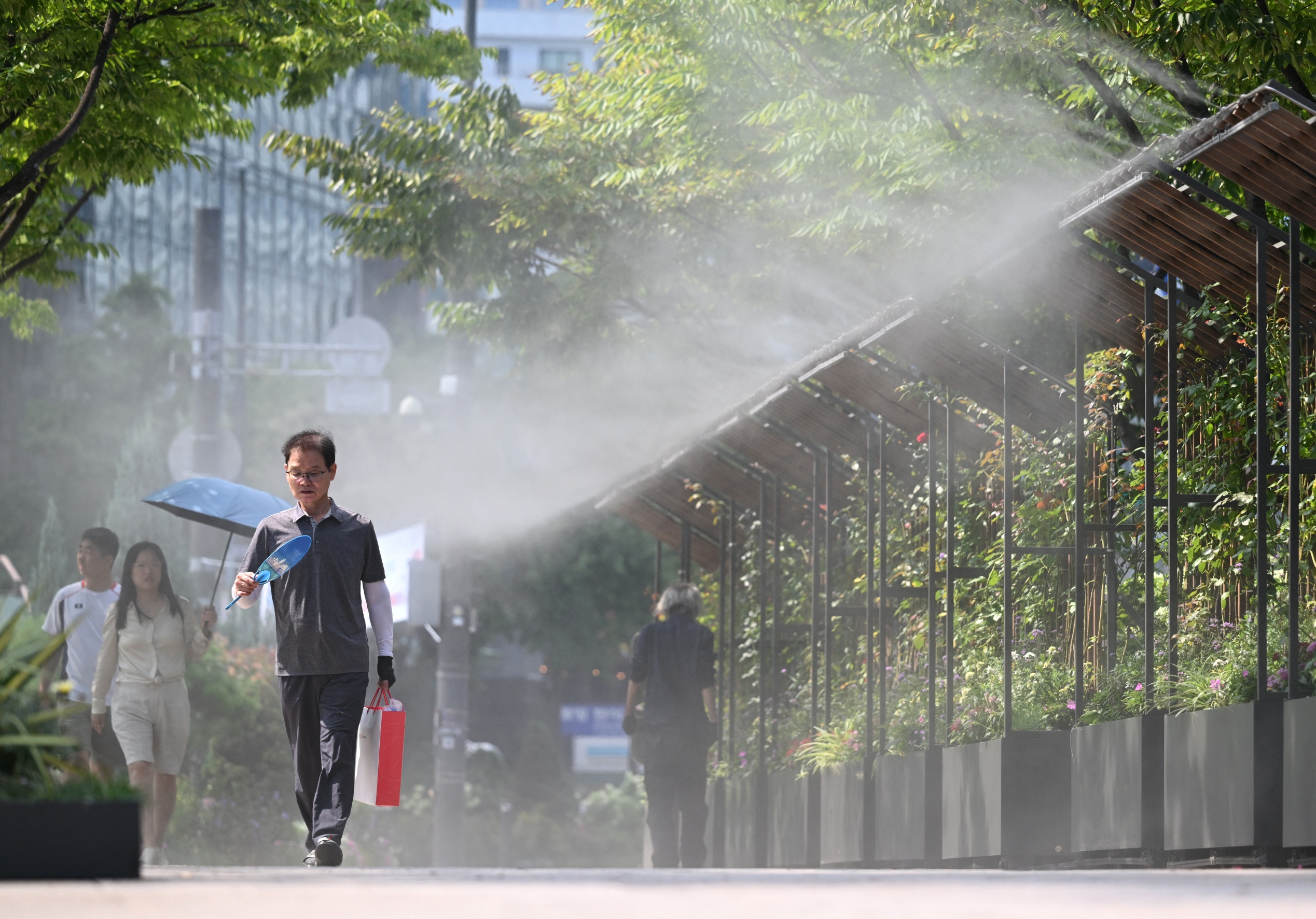 South Korea Scraps Two-Day Heat Rule That Let Peak Danger Pass Unwarned