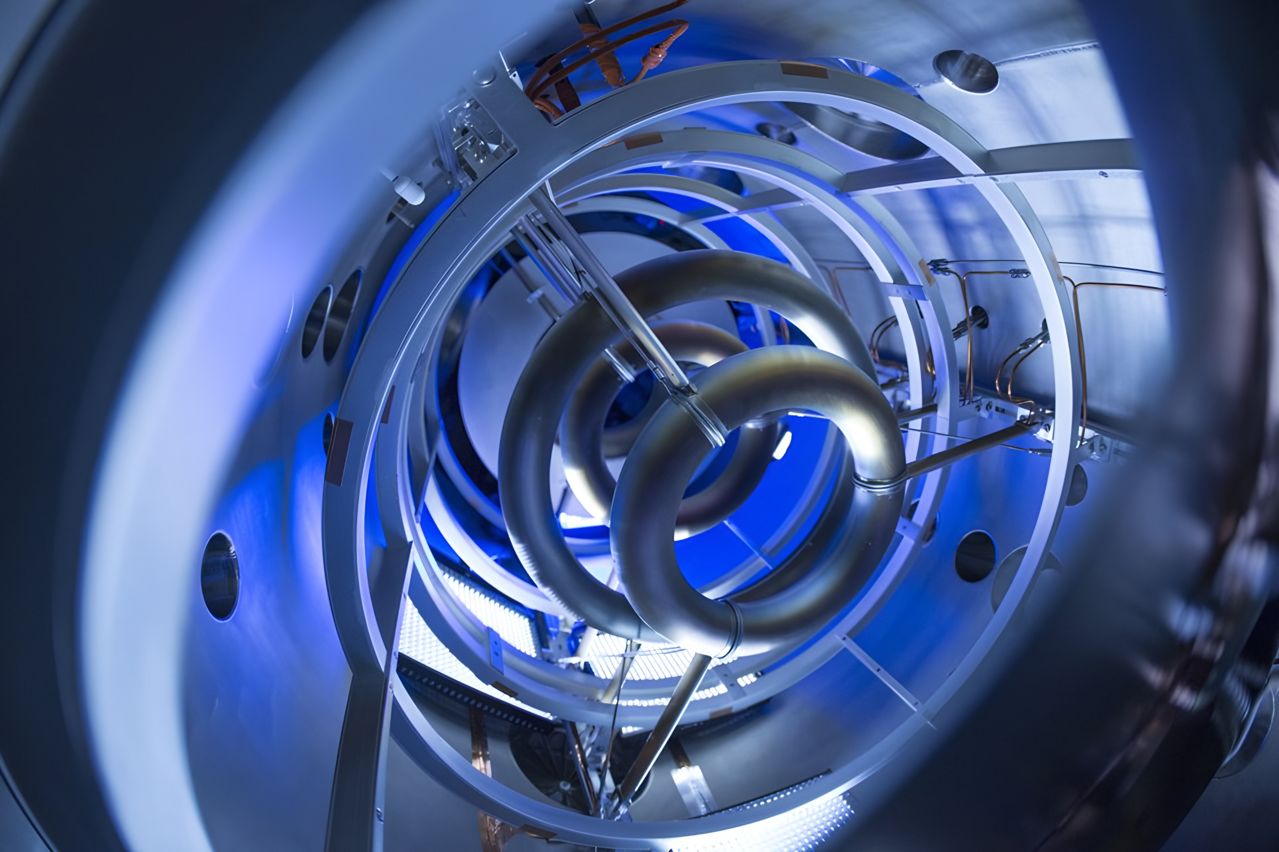 Stellarator Coil Design Cracked in 40 Minutes: Laptop Beats 8,500 Supercomputer Runs