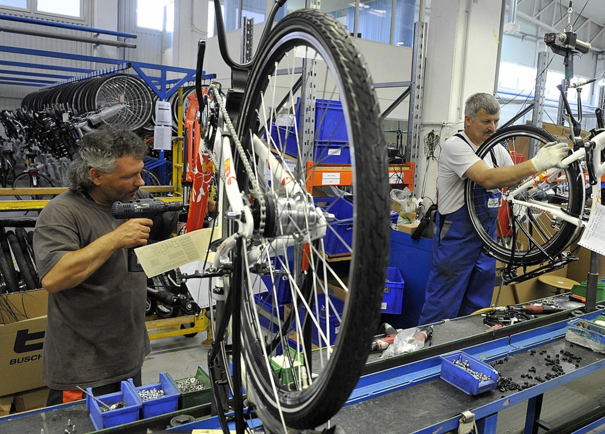 Accell Group Accell Goes Bankrupt: Raleigh, Haibike, Lapierre Riders Need to Act Now